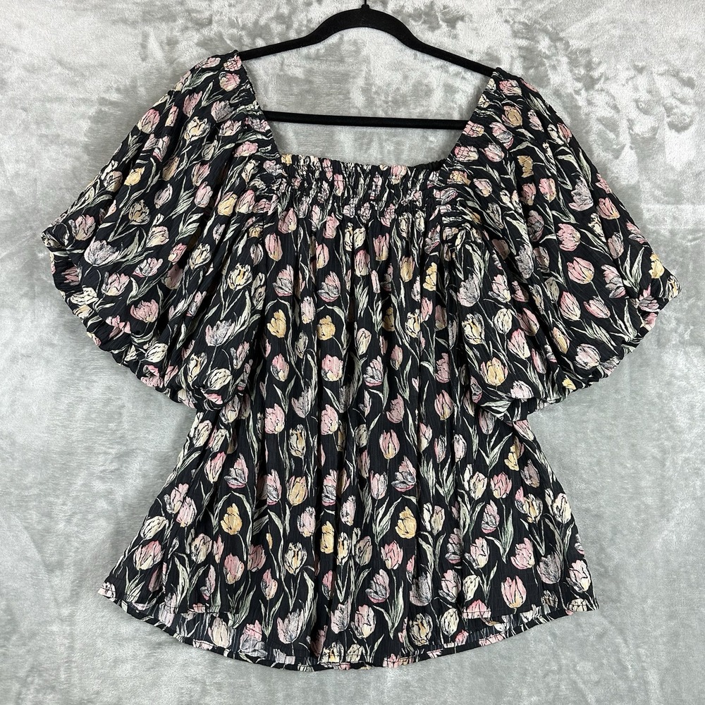 Chicsoul "Crazy Love" Top Women's 1X Black Tulip Floral Bubble Puff Sleeves